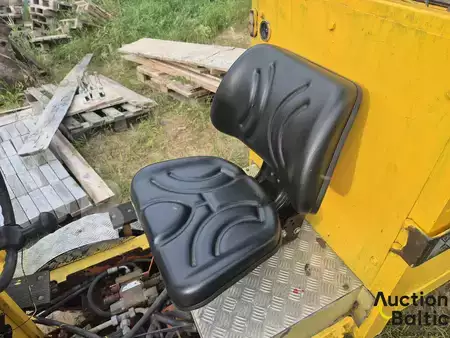 Andet 1988 Optimas 55 (6)