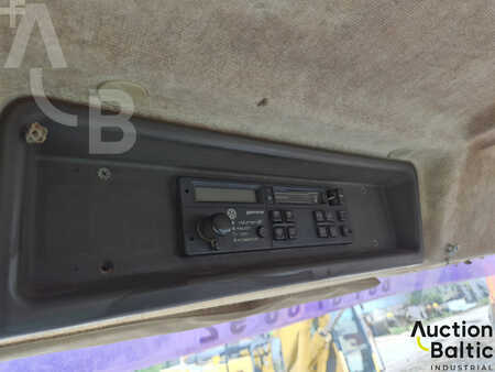 Kamion 1992 Iveco 260-34 (10)