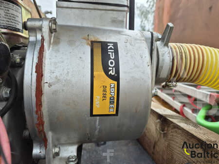 Kamion 1992 Iveco 260-34 (17)