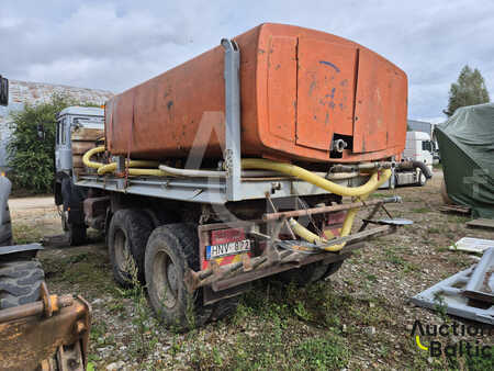 Kamion 1992 Iveco 260-34 (3)