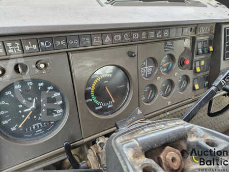 Kamion 1992 Iveco 260-34 (9)