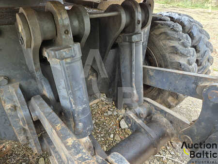 Excavadoras de ruedas 2006 Komatsu PW160-7 (19)