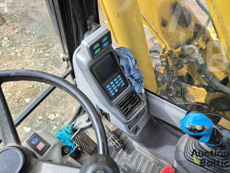 Excavadoras de ruedas 2006 Komatsu PW160-7 (7)