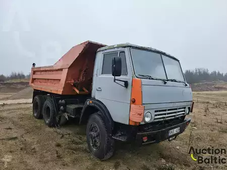 Náklaďák 1998 KamAZ 55111 (2)