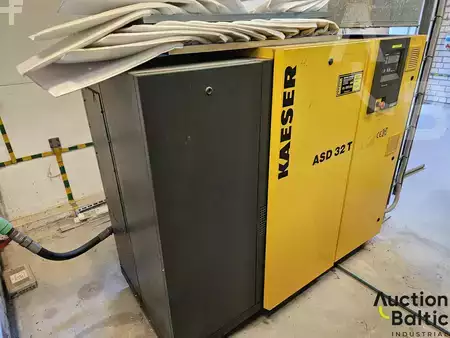 Kompresor 2003 KAESER ABT 47 (1)