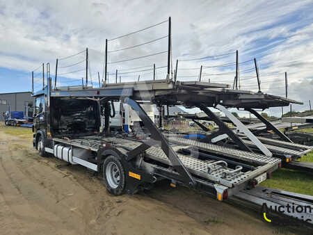 Kuorma-auto 2006 Scania P 420 (11)