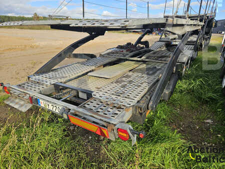 Kuorma-auto 2006 Scania P 420 (19)