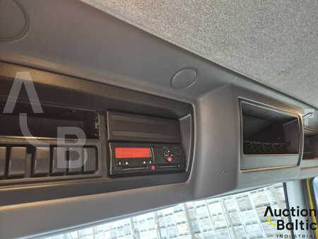 Camion 2008 DAF FA LF 45.180 (10)