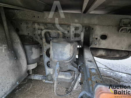 Camion 2000 MAN 14.224 (13)