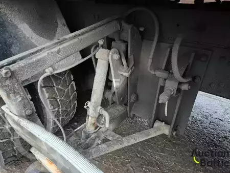 Náklaďák 2004 Scania P 124 GB (19)