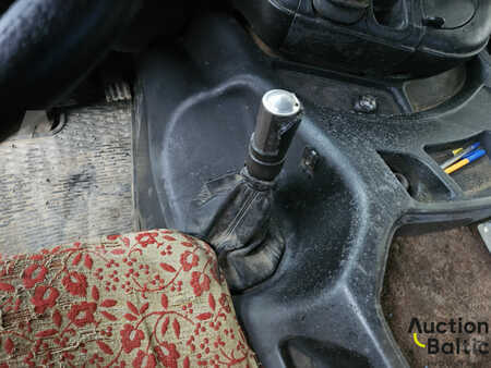 Kuorma-auto 1998 Scania P 114 LB (10)