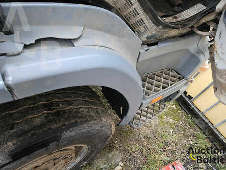 Kuorma-auto 1998 Scania P 114 LB (14)