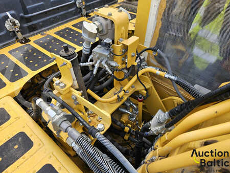 Bæltegraver 2020 Komatsu PC210LC-11 (14)