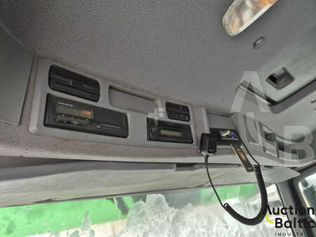 Lastbil 2009 Mercedes-Benz Actros 3348 AK 6X6 (10)