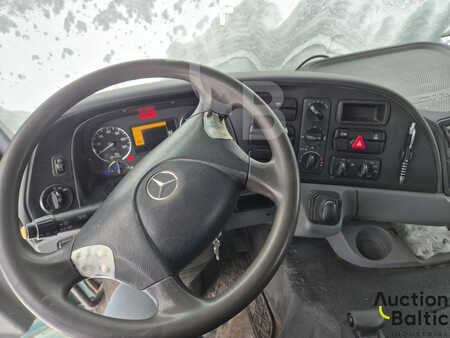 Lastbil 2009 Mercedes-Benz Actros 3348 AK 6X6 (6)