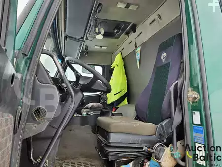 Kuorma-auto 1998 Volvo FH12 (11)