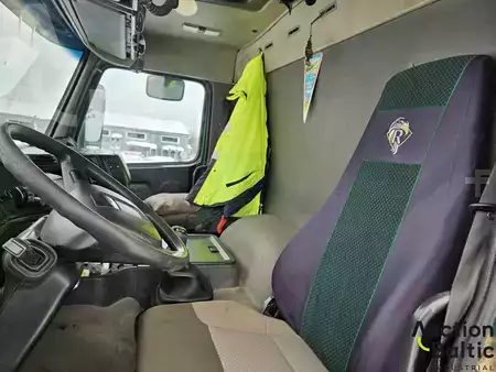 Kuorma-auto 1998 Volvo FH12 (13)