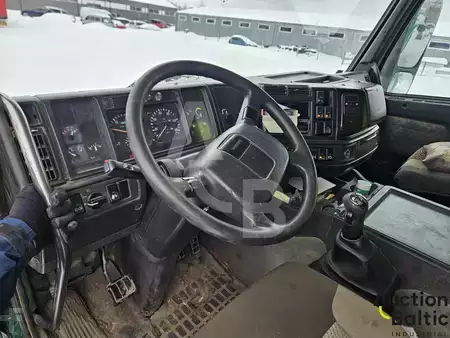 Kuorma-auto 1998 Volvo FH12 (14)