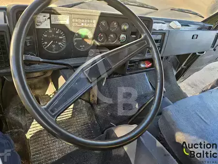 Lastebil 1988 Volkswagen VW-MAN 8.136 (6)