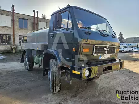 Lastebil 1988 Volkswagen VW-MAN 8.136 (2)