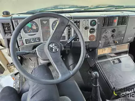 Ciężarówka 1997 MAN 19.403 (8)