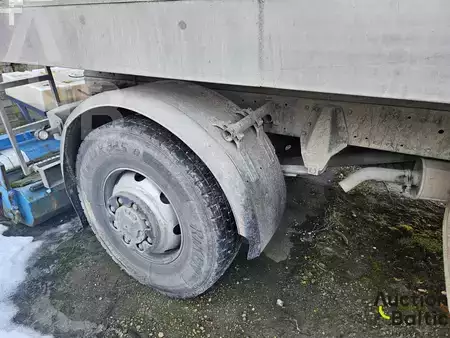Ciężarówka 1988 MAN VW-MAN 8.136 (16)