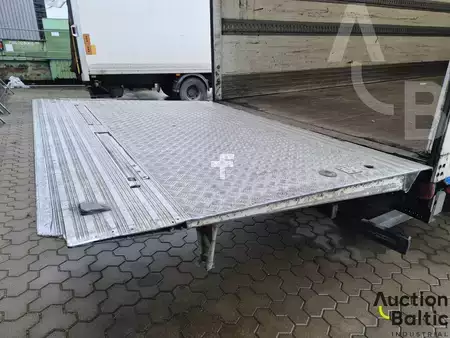 Lastbil 2013 Renault Midlum (13)