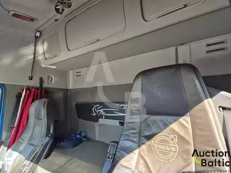 Lastbil 2010 Volvo FH16 (11)