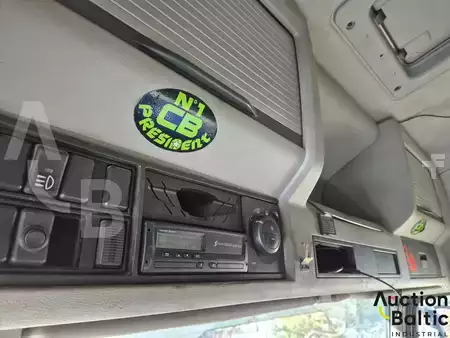 Lastbil 2010 Volvo FH16 (12)