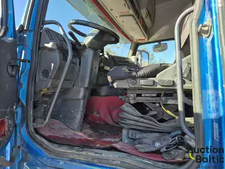 Lastbil 2010 Volvo FH16 (5)