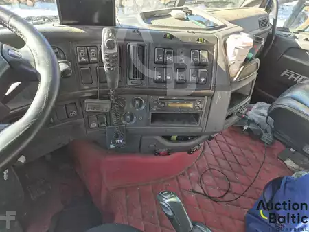 Lastbil 2010 Volvo FH16 (7)