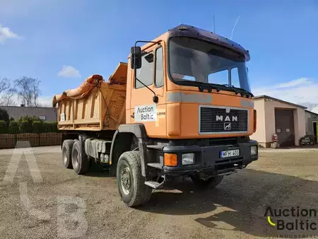 Camion 1993 MAN 26.322 (1)