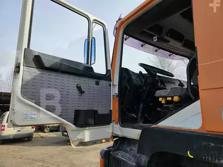 Camion 1993 MAN 26.322 (5)