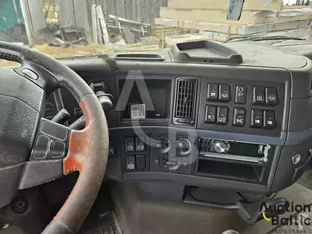 Lastbil 2006 Volvo FH480 (10)