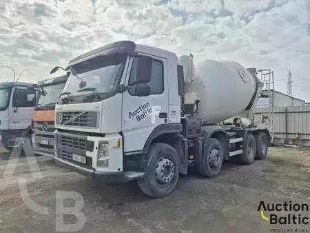 Teherautó-keverő 2008 Volvo FM400 (1)