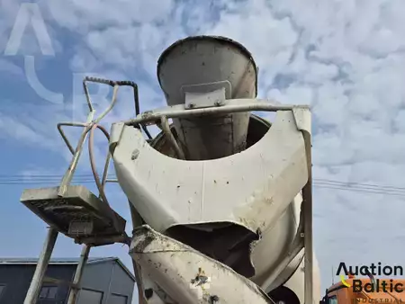 Teherautó-keverő 2008 Volvo FM400 (12)