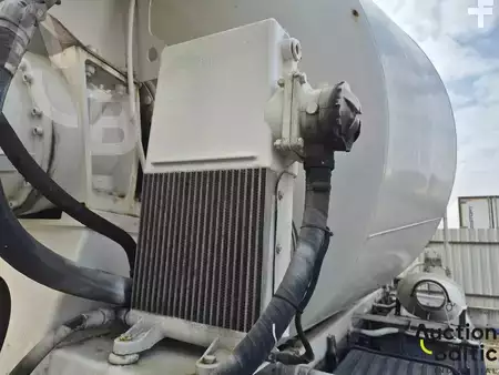 Teherautó-keverő 2008 Volvo FM400 (17)