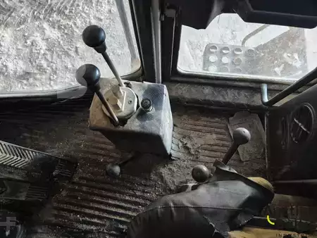 Hjullaster 2002 Amkodor TO-18 B2 (10)