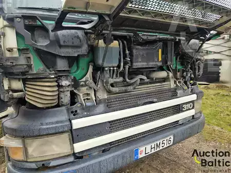 Truck 2001 Scania P 94 (15)