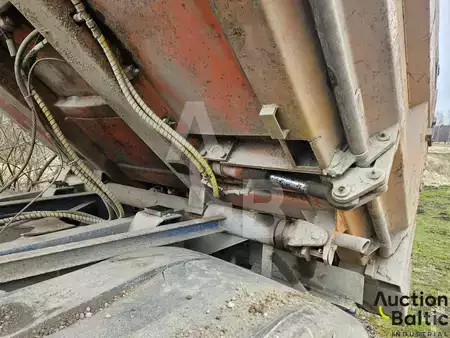 Truck 2001 Scania P 94 (17)