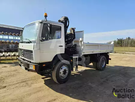 Truck 1982 Mercedes-Benz 1120 (2)