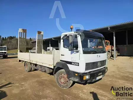 Truck 1993 Mercedes-Benz 1120 (1)
