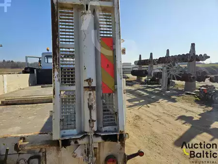 Truck 1993 Mercedes-Benz 1120 (14)