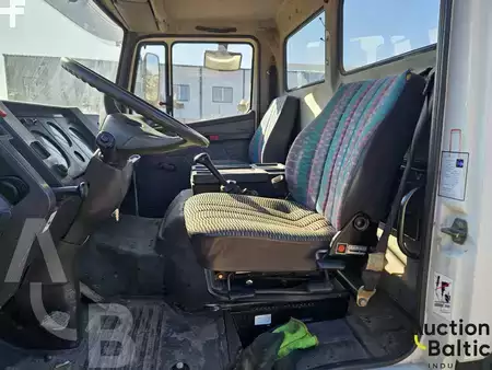 Truck 1993 Mercedes-Benz 1120 (5)