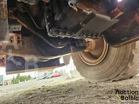 Chargeuse sur pneus 2004 Daewoo Mega 300 V (19)