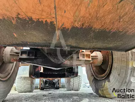 Chargeuse sur pneus 2004 Daewoo Mega 300 V (20)