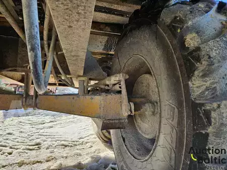 Dragvagnar 1980 Veenhuis VSW 1402 (12)