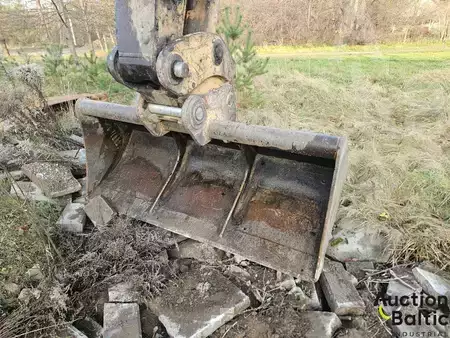 Pelles sur chenilles 2010 Case CX 210 B (20)