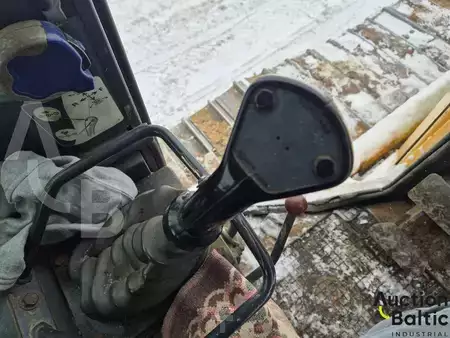 Grondschuivers 2013 Dressta TD10R (10)