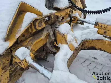 Grondschuivers 2013 Dressta TD10R (13)